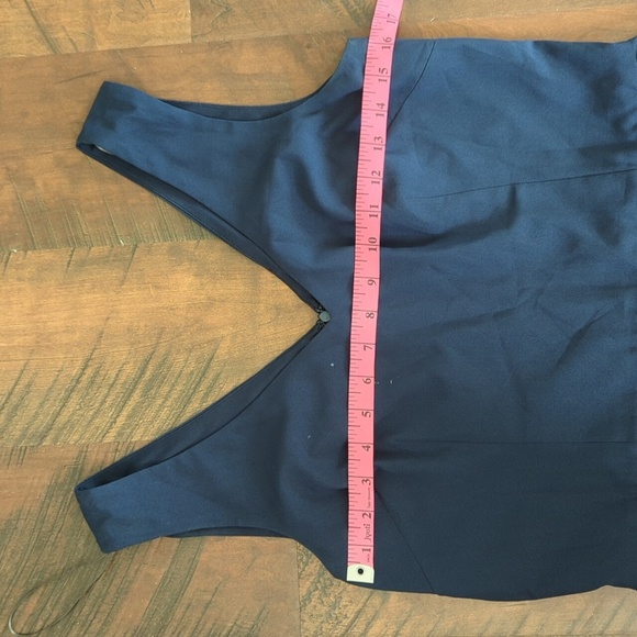 Muse Navy Lace Trimmed Romper, US 10 - Picture 3 of 7